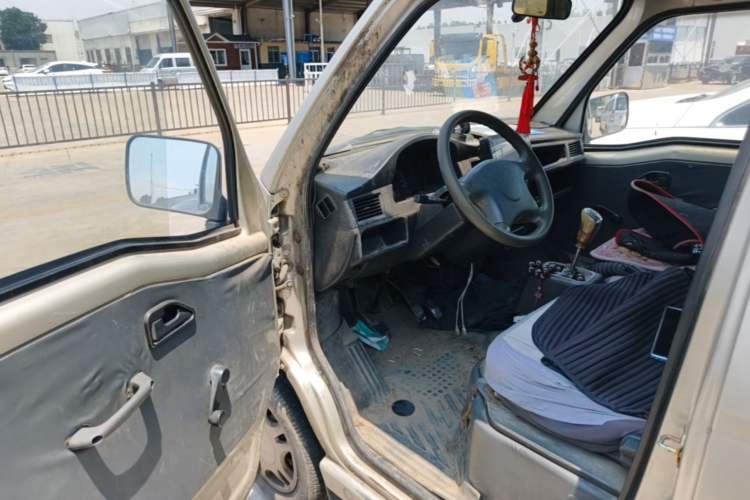 Used Wuling Zhiguang 2013 1.0L Practical Version Driver Seat