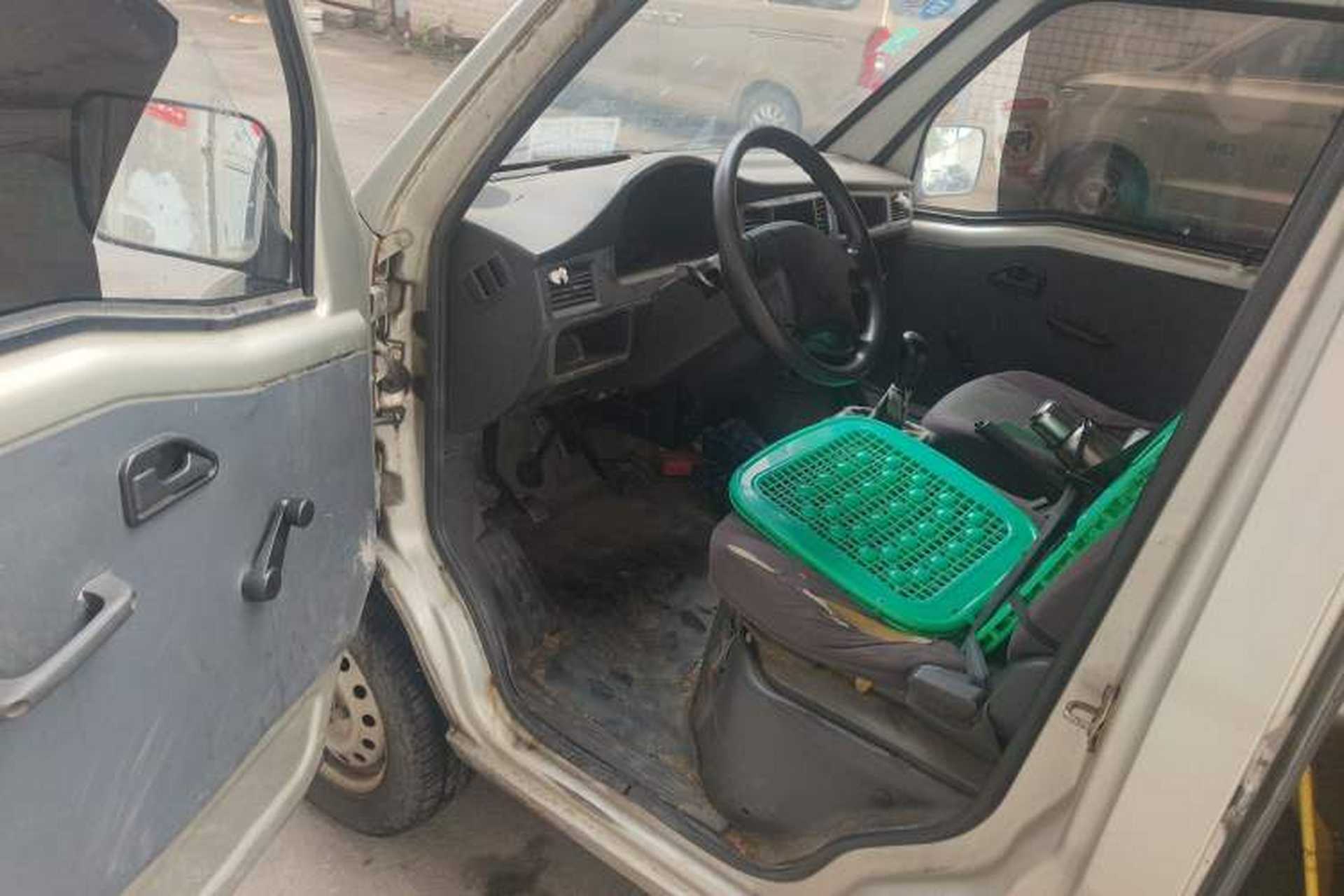 Used Wuling Zhiguang 2013 1.0L Practical Version Driver Seat