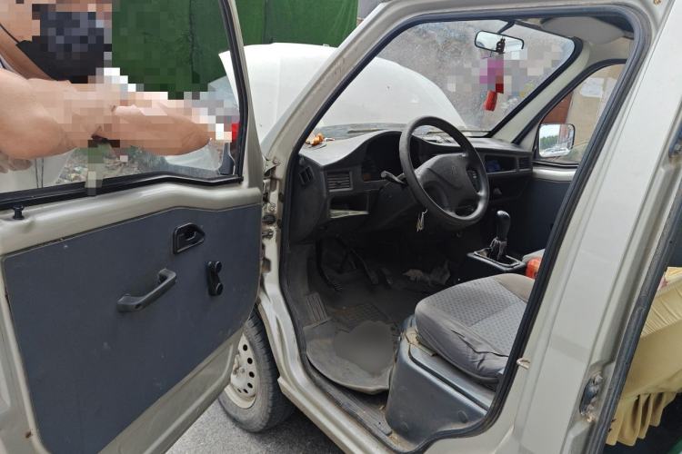 Used Wuling Zhiguang 2013 1.0L Practical Version Driver Seat