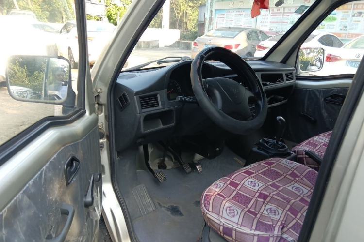 Used Wuling Zhiguang 2013 1.0L Base Version Driver Seat