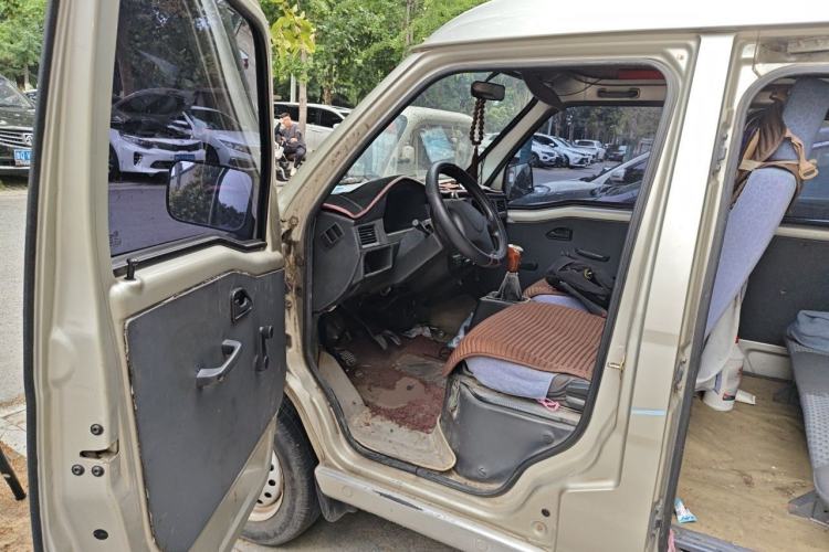 Used Wuling Zhiguang 2013 1.0L Practical Version Driver Seat