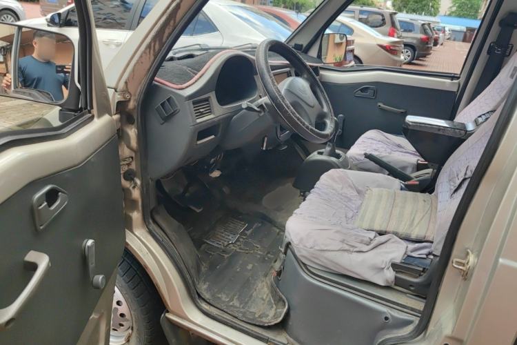 Used Wuling Zhiguang 2013 1.0L Practical Version Driver Seat