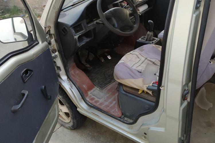 Used Wuling Zhiguang 2013 1.0L Base Version Driver Seat