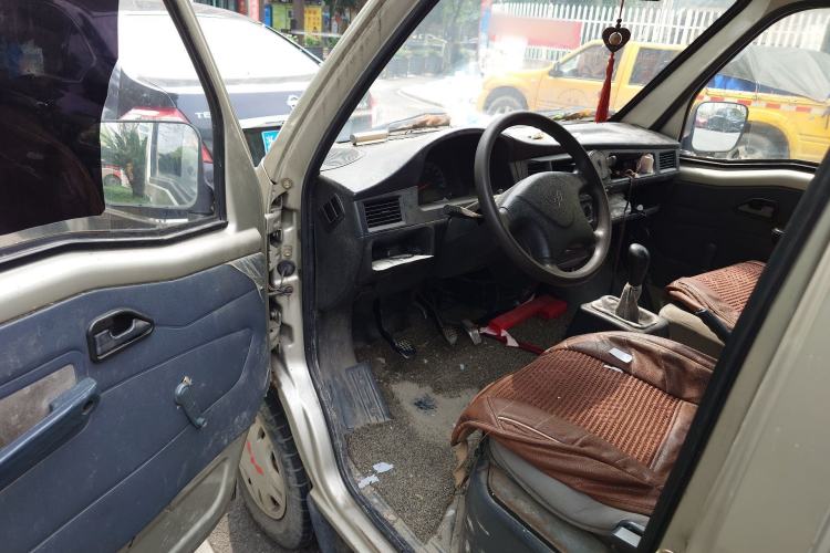 Used Wuling Zhiguang 2013 1.0L Practical Version Driver Seat