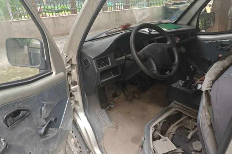 Used Wuling Zhiguang 2013 1.0L Practical Version Driver Seat
