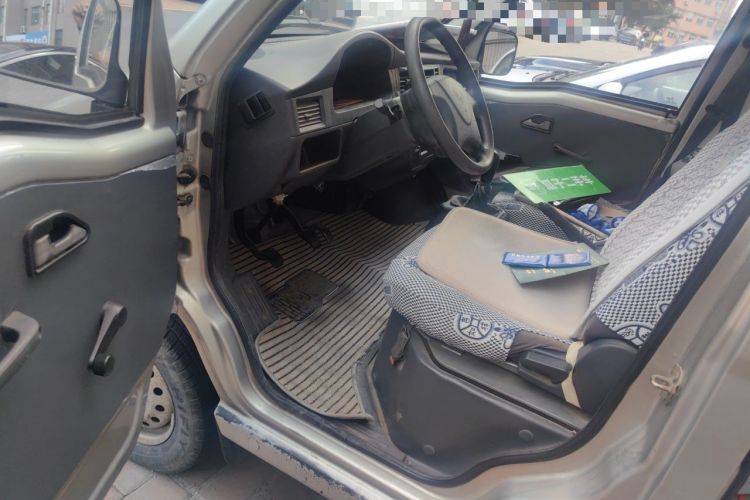 Used Wuling Zhiguang 2013 1.0L Base Version Driver Seat