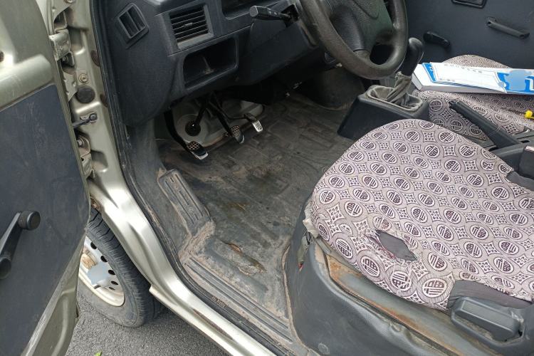 Used Wuling Zhiguang 2013 1.0L Practical Version Driver Seat