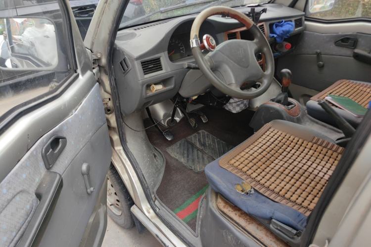 Used Wuling Zhiguang 2013 1.0L Practical Version Driver Seat