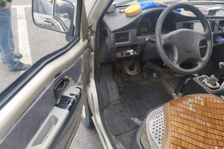 Used Wuling Zhiguang 2013 1.0L Base Version Driver Seat