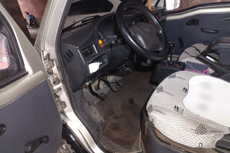 Used Wuling Zhiguang 2013 1.0L Practical Version Driver Seat