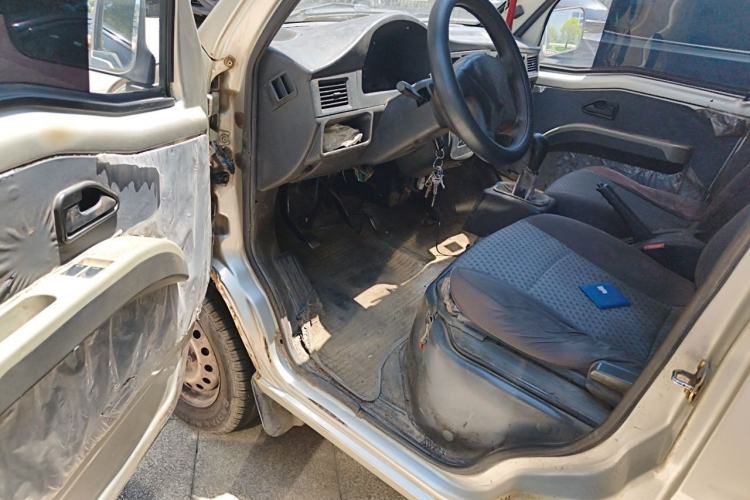 Used Wuling Zhiguang 2013 1.0L Base Version Driver Seat