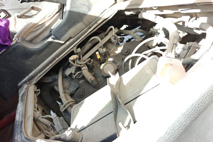 Used Wuling Zhiguang 2013 1.0L Practical Version Engine Bay
