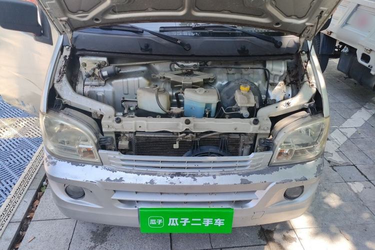 Used Wuling Zhiguang 2013 1.0L Base Version Engine Bay