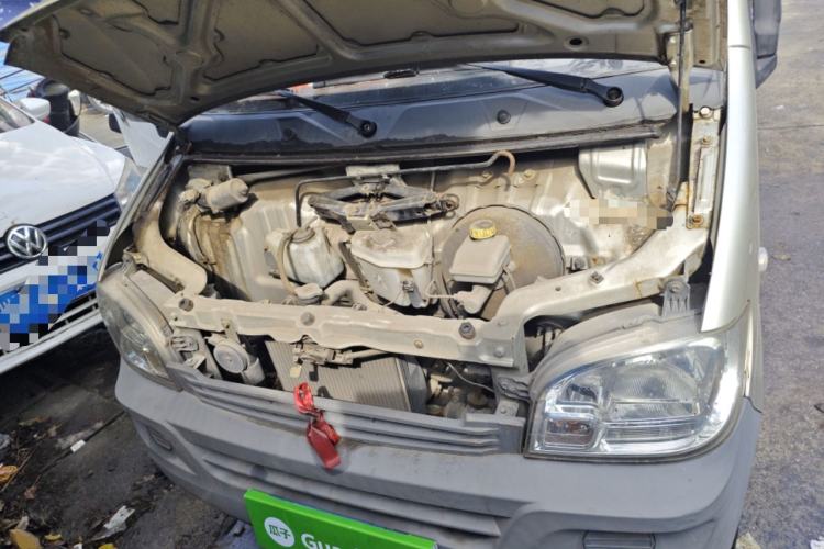 Used Wuling Zhiguang 2013 1.0L Practical Version Engine Bay