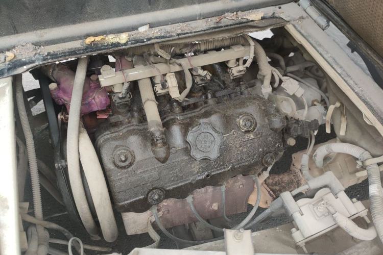 Used Wuling Zhiguang 2013 1.0L Practical Version Engine Bay