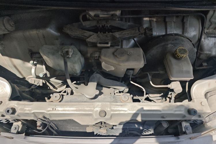 Used Wuling Zhiguang 2013 1.0L Base Version Engine Bay
