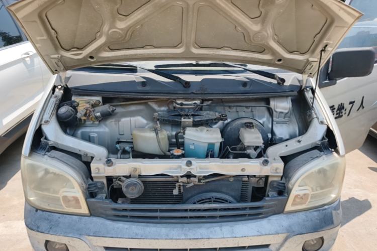 Used Wuling Zhiguang 2013 1.0L Practical Version Engine Bay