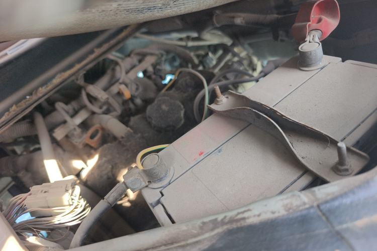 Used Wuling Zhiguang 2013 1.0L Practical Version Engine Bay