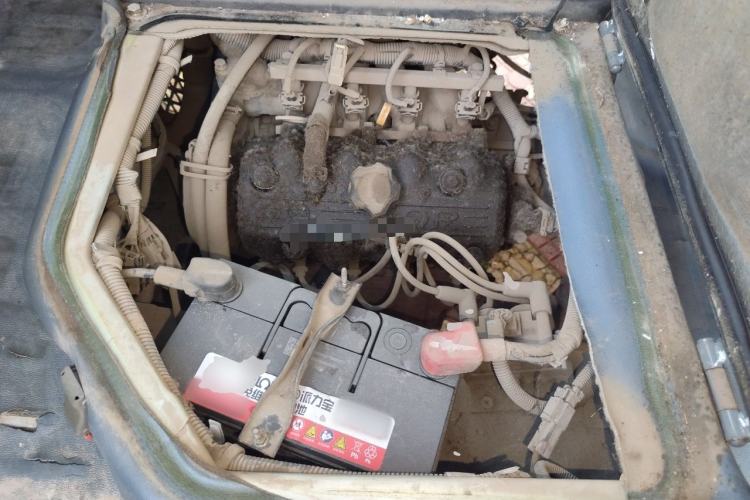 Used Wuling Zhiguang 2013 1.0L Practical Version Engine Bay