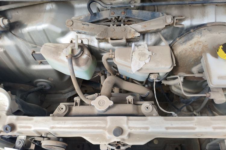 Used Wuling Zhiguang 2013 1.0L Practical Version Engine Bay