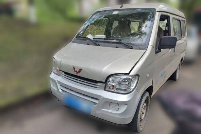 Used Wuling Zhiguang 2013 1.0L Practical Version