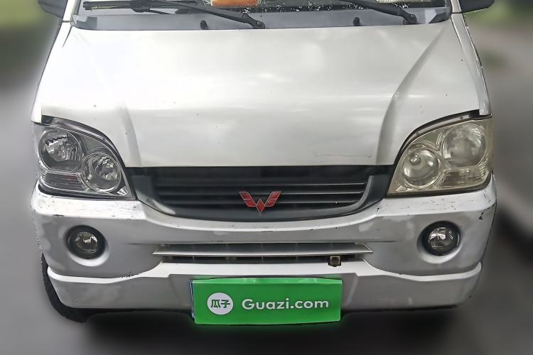 Used Wuling Zhiguang 2013 1.0L Practical Version Front