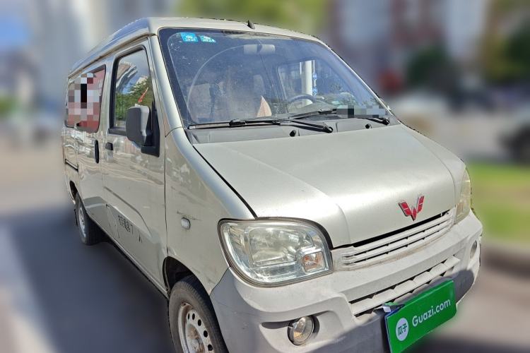 Used Wuling Zhiguang 2013 1.0L Practical Version Front Right 45 Deg