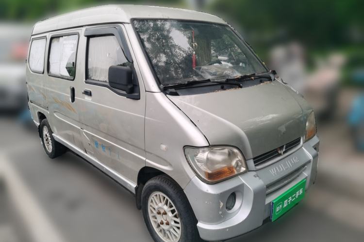 Used Wuling Zhiguang 2013 1.0L Practical Version Front Right 45 Deg