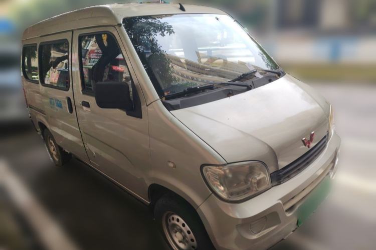 Used Wuling Zhiguang 2013 1.0L Practical Version Front Right 45 Deg