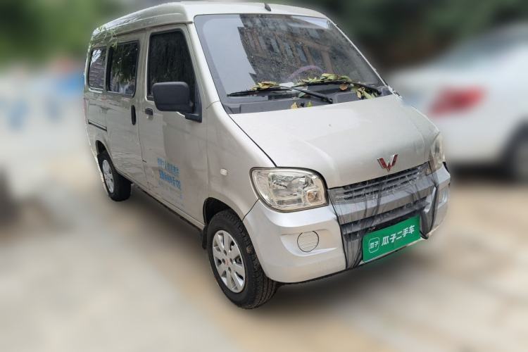 Used Wuling Zhiguang 2013 1.0L Practical Version Front Right 45 Deg