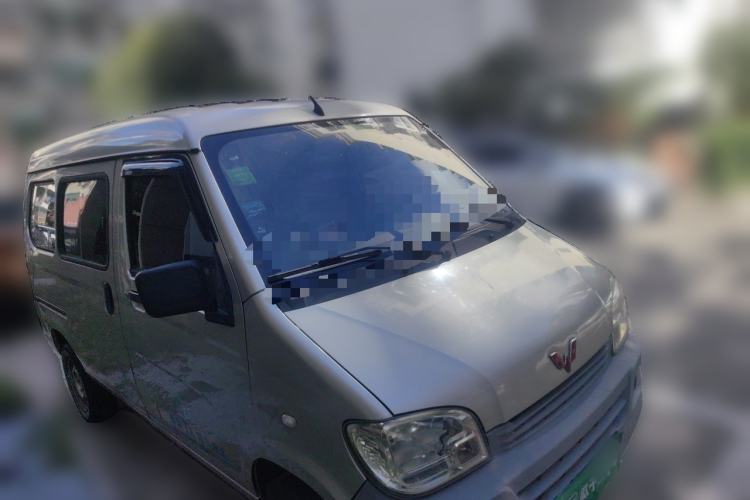 Used Wuling Zhiguang 2013 1.0L Practical Version Front Right 45 Deg