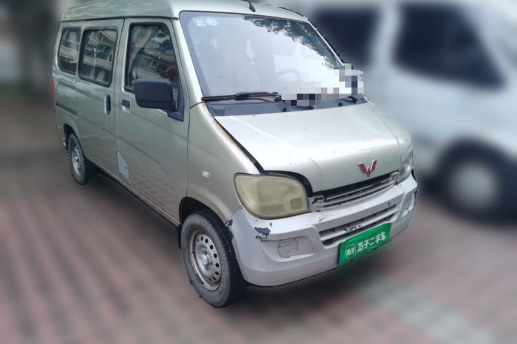 Used Wuling Zhiguang 2013 1.0L Practical Version Front Right 45 Deg