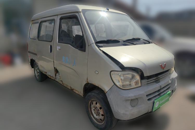 Used Wuling Zhiguang 2013 1.0L Practical Version Front Right 45 Deg