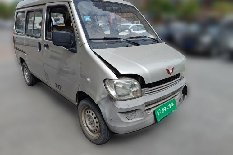 Used Wuling Zhiguang 2013 1.0L Practical Version Front Right 45 Deg
