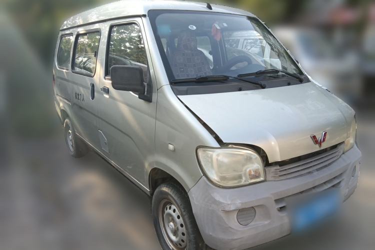 Used Wuling Zhiguang 2013 1.0L Base Version Front Right 45 Deg