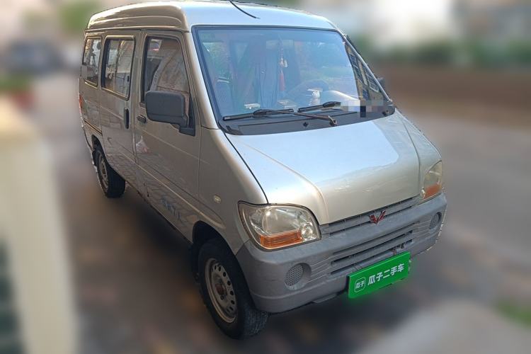 Used Wuling Zhiguang 2013 1.0L Practical Version Front Right 45 Deg
