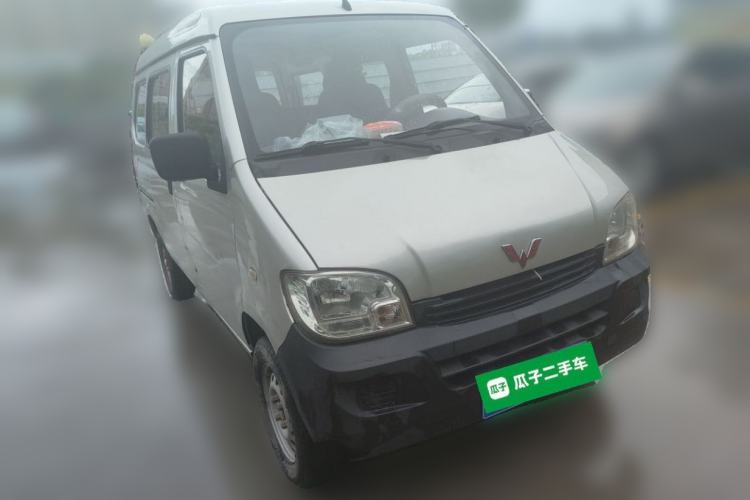 Used Wuling Zhiguang 2013 1.0L Practical Version Front Right 45 Deg
