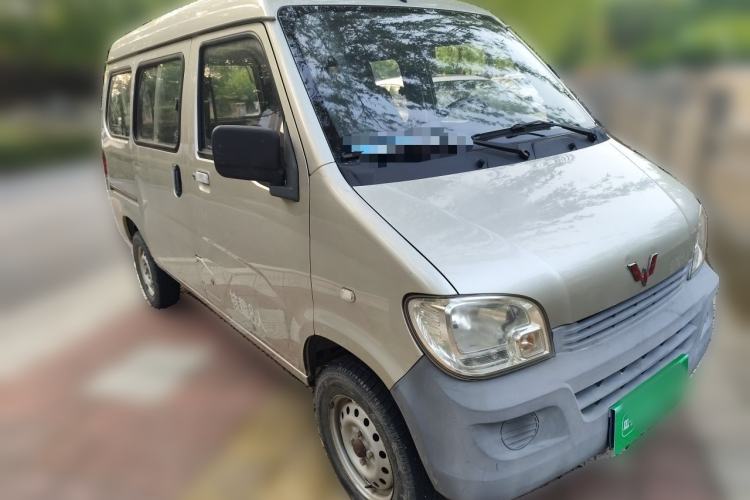 Used Wuling Zhiguang 2013 1.0L Practical Version Front Right 45 Deg