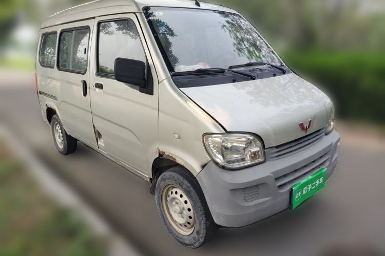Used Wuling Zhiguang 2013 1.0L Practical Version Front Right 45 Deg