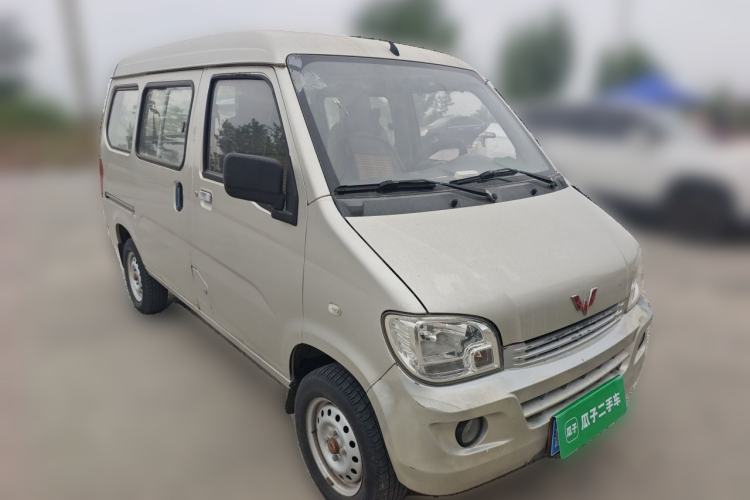 Used Wuling Zhiguang 2013 1.0L Practical Version Front Right 45 Deg