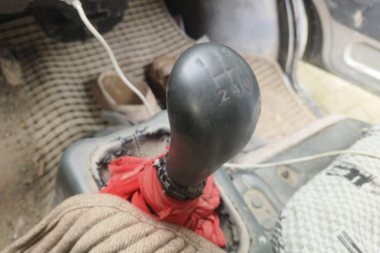 Used Wuling Zhiguang 2013 1.0L Practical Version Gear Lever