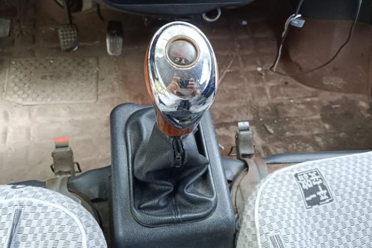 Used Wuling Zhiguang 2013 1.0L Practical Version Gear Lever