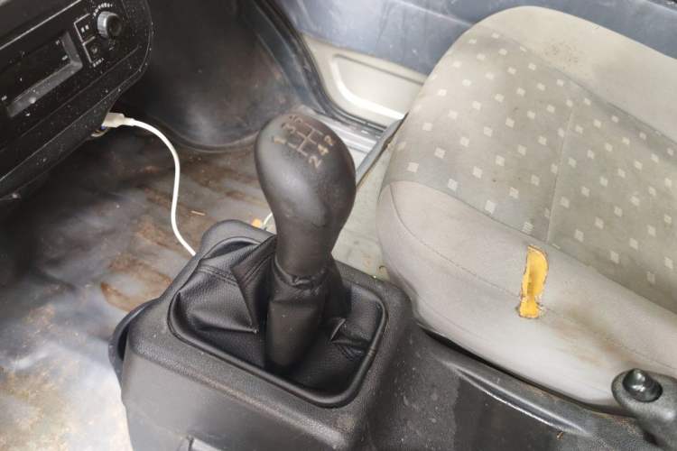 Used Wuling Zhiguang 2013 1.0L Practical Version Gear Lever