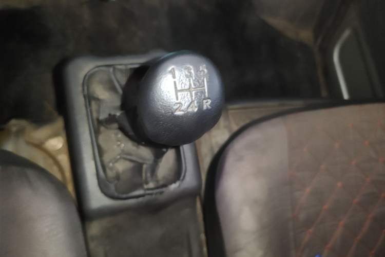 Used Wuling Zhiguang 2013 1.0L Base Version Gear Lever