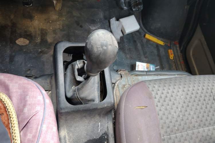 Used Wuling Zhiguang 2013 1.0L Practical Version Gear Lever