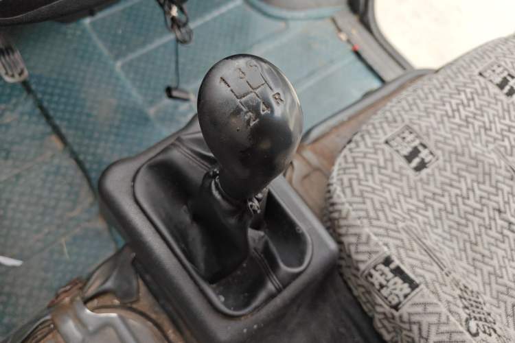 Used Wuling Zhiguang 2013 1.0L Practical Version Gear Lever