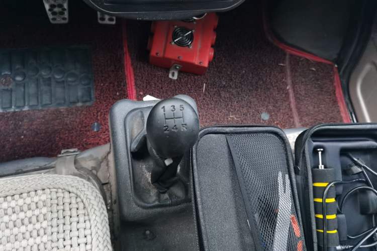 Used Wuling Zhiguang 2013 1.0L Practical Version Gear Lever