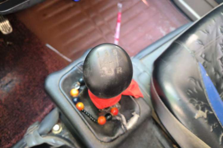 Used Wuling Zhiguang 2013 1.0L Practical Version Gear Lever