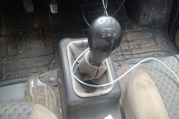 Used Wuling Zhiguang 2013 1.0L Practical Version Gear Lever