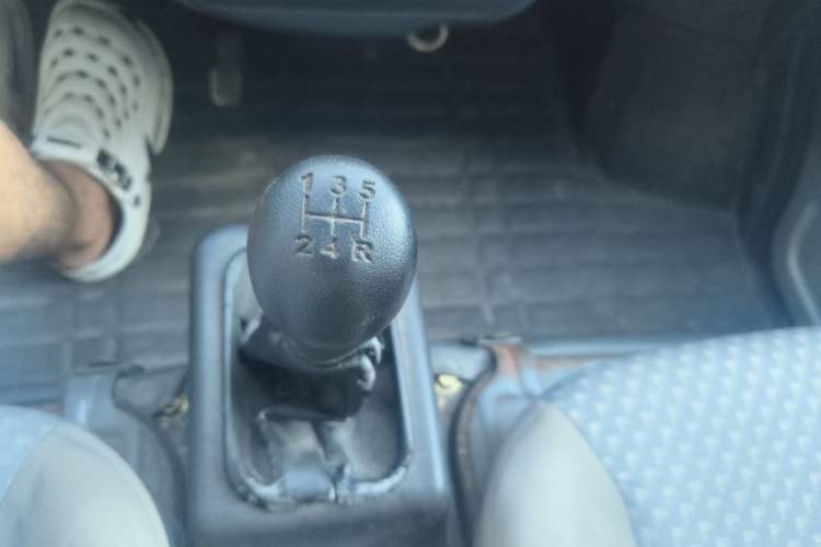 Used Wuling Zhiguang 2013 1.0L Practical Version Gear Lever
